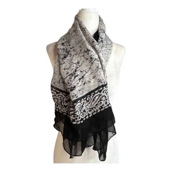 Black and Grayish White Abstract Print Lightweight Scarf - Picture 3 of 3